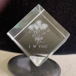 3D Laser Etched Rose Bouquet Clear Crystal Glass Cube Paperweight I LOVE YOU 1.5
